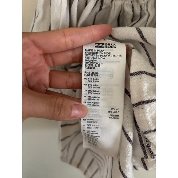 Billabong Top Women's Small One Shoulder Flutter Sleeve White Black Stripes - Picture 6 of 7